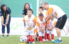 HLV Park Hang-seo gieo mơ ước cho cầu thủ nhí Việt Nam