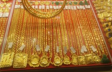 Sau lễ, giá vàng và USD giảm mạnh
