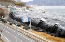 Người Nhật lo sợ “sóng thần đen” sắp ập tới