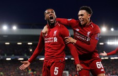 Chân dung 'kẻ đóng thế' đưa Liverpool đè bẹp Barcelona