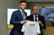4.500 CĐV Real Madird phát sốt với lễ ra mắt Luka Jovic
