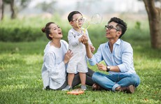 Thời trang của các cặp 'đũa lệch' đẹp đôi Vbiz