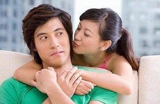 Chồng gai người khi vợ bỗng nhiên ngọt ngào