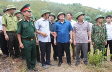 Phó Thủ tướng lý giải vì sao chưa dùng trực thăng chữa cháy rừng?