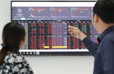 Chứng khoán Việt kém vui