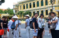 Khách du lịch Trung Quốc đến Việt Nam tiếp tục giảm