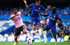 Chelsea hòa thót tim, 'tội đồ' Leicester hóa người hùng Stamford Bridge