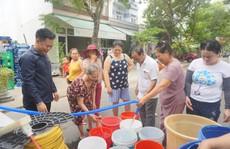 Thủy điện xả nước, Đà Nẵng không hết khát
