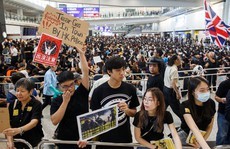 Người biểu tình Hồng Kông vận động sự ủng hộ quốc tế