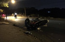 Xe tải chạy qua 'kéo' dây điện xuống thấp, thiếu nữ 17 tuổi đi xe máy vướng phải tử vong tại chỗ
