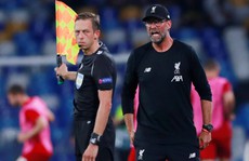 ĐKVĐ Liverpool thua Napoli, HLV Klopp trách tội VAR