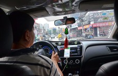 Vay mua xe chạy taxi công nghệ: Không 'dễ ăn'