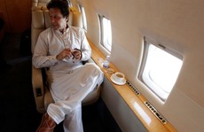 Máy bay chở thủ tướng Pakistan hạ cánh khẩn ở Mỹ