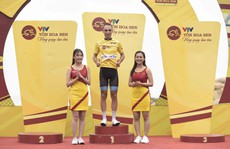 Loic Desriac 'xé' áo vàng sau chặng 4