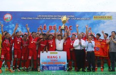CLB Hoàng Gia đăng quang giải bóng đá thành phố mới Bình Dương 2019