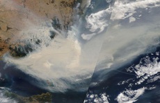 Cháy rừng Úc: Khói lan ra toàn cầu, gây hiện tượng thời tiết lạ