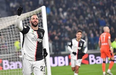 Juventus chia cắt bộ đôi 'sát thủ' Ronaldo và Gonzalo Higuain