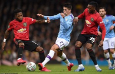 Thắng đại chiến ở Etihad, Man United vẫn vuột vé chung kết League Cup