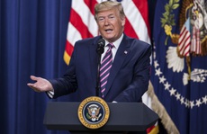 Tổng thống Donald Trump lên tiếng sau khi Iran tấn công căn cứ Mỹ