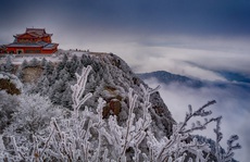 Tiên cảnh đậm chất kiếm hiệp trên núi Nga Mi mùa đông