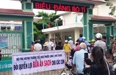 Bớt xén bữa ăn học sinh: Hiệu trưởng bị yêu cầu... kiểm điểm!