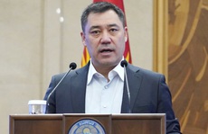 Kyrgyzstan: Từ tù nhân thành tổng thống trong vòng 1 tuần