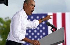 Ông Obama chế giễu Tổng thống Trump vì trốn tránh câu hỏi của phóng viên