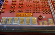 Giá vàng hôm nay 31-10: Tăng giảm dữ dội, đảo chiều đi lên