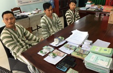Công nhân khốn đốn với 'tín dụng đen'