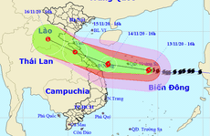 Bão số 13 giật cấp 15 hướng vào Hà Tĩnh đến Thừa Thiên - Huế, mưa lớn từ sáng mai 14-11