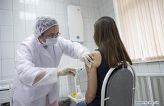 Giá vắc-xin Covid-19 của Nga thấp hơn nhiều so với Mỹ