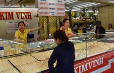 Vì sao giá vàng SJC quá đắt so với thế giới?