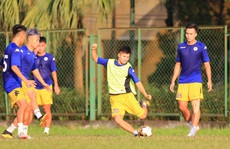 U21 Hà Nội có thể bị loại dù mang đến đội hình dự V-League