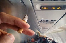 Chây ì nộp phạt lỗi hút thuốc trên máy bay, nam hành khách bị cấm bay