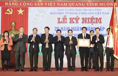 Trao tặng Báo điện tử Đảng Cộng sản Việt Nam Huân chương Lao động hạng Nhì