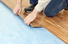 Nhà ở, nên chọn vật liệu gì để lót sàn là tốt nhất?