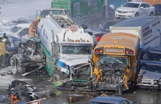 Canada: 100 xe đụng dồn cục, 2 người chết, 90 người bị thương