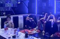 Tiệc thác loạn trong quán karaoke M&T bị đánh úp
