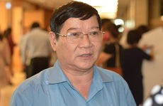 Cần vắc-xin để chặn những 'chuyến tàu vét' vào hoàng hôn nhiệm kỳ