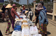 'Biệt đội' chở nước ngọt về cấp miễn phí cho dân vùng hạn mặn