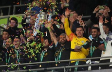 Man City lập hat-trick vô địch League Cup, Pep tiến sát kỷ lục