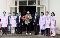 Bệnh nhân Covid-19 thứ 18 ở Ninh Bình hoàn toàn khỏe mạnh xuất viện