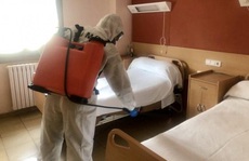 Covid-19 ở Tây Ban Nha: Bị bỏ mặc, người già phải sống cùng thi thể trong viện dưỡng lão