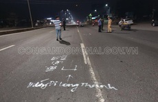 Cả đoàn xe máy lao tốc độ 'bàn thờ', tông thẳng vào tổ cảnh sát tuần tra