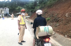 Phong tỏa thêm 1 thôn hơn 500 người, cách ly toàn bộ huyện Đồng Văn để chống dịch Covid-19