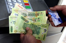 Cán bộ công an 'trộm' gần 160 triệu đồng của bị can để mua Bitcoin