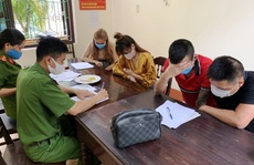 Quảng Bình: Gần 10 thanh niên nam, nữ thuê  khách sạn để 'bay lắc' giữa mùa dịch Covid-19