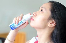 Có nên dùng nước muối sinh lý rửa mũi hằng ngày?