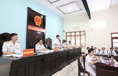 CLIP: Phiên toà xét xử nguyên Đô đốc Nguyễn Văn Hiến