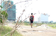 Chàng trai đi bộ hàng ngàn km để giúp đỡ trẻ em bất hạnh